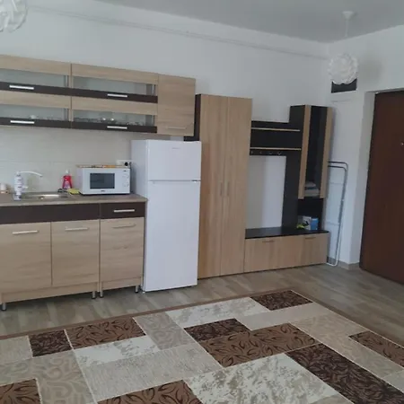 Garsoniera Irina * Năvodari